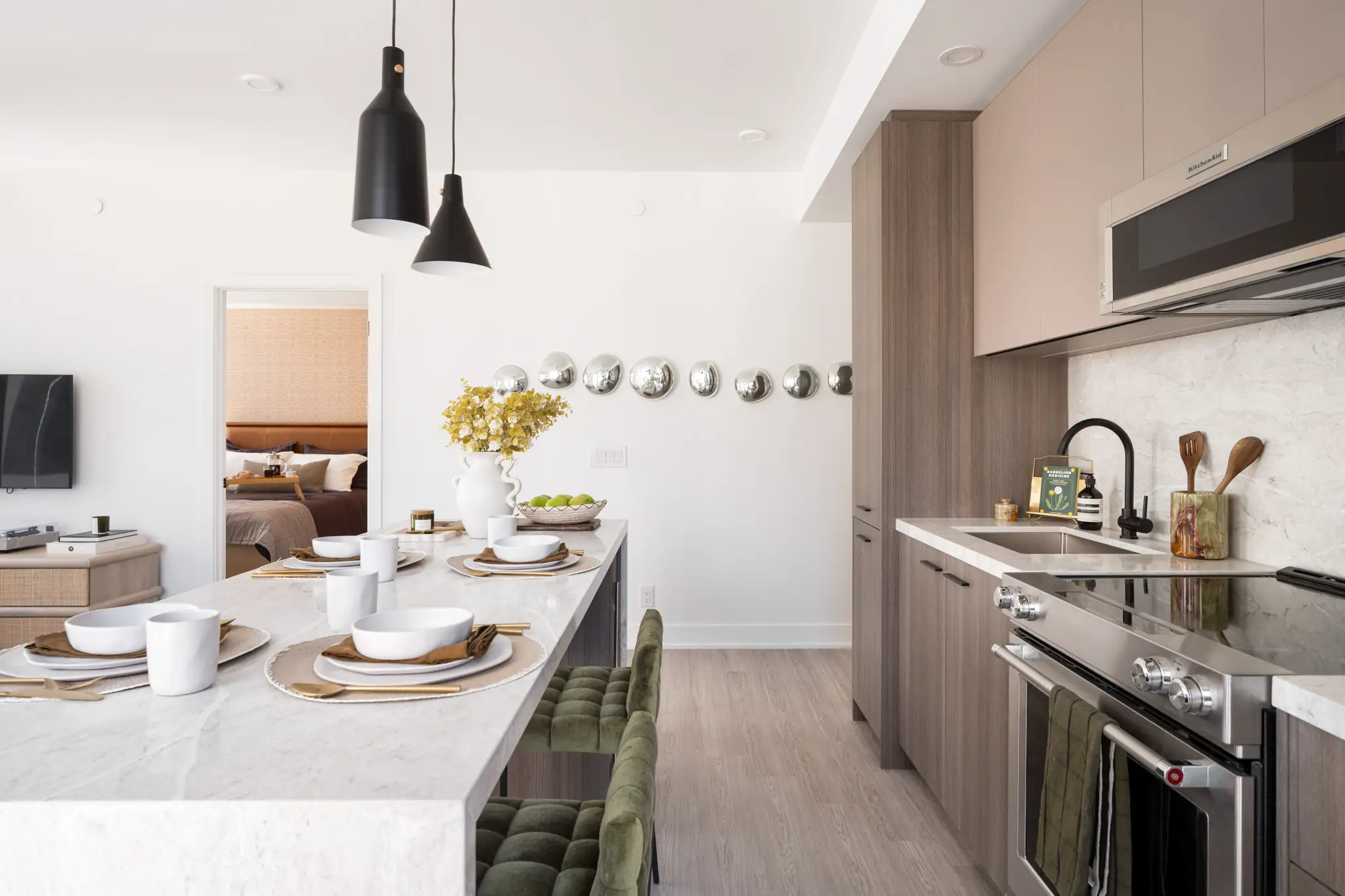 Elm–Ledbury Toronto | Luxury Rental Apartments