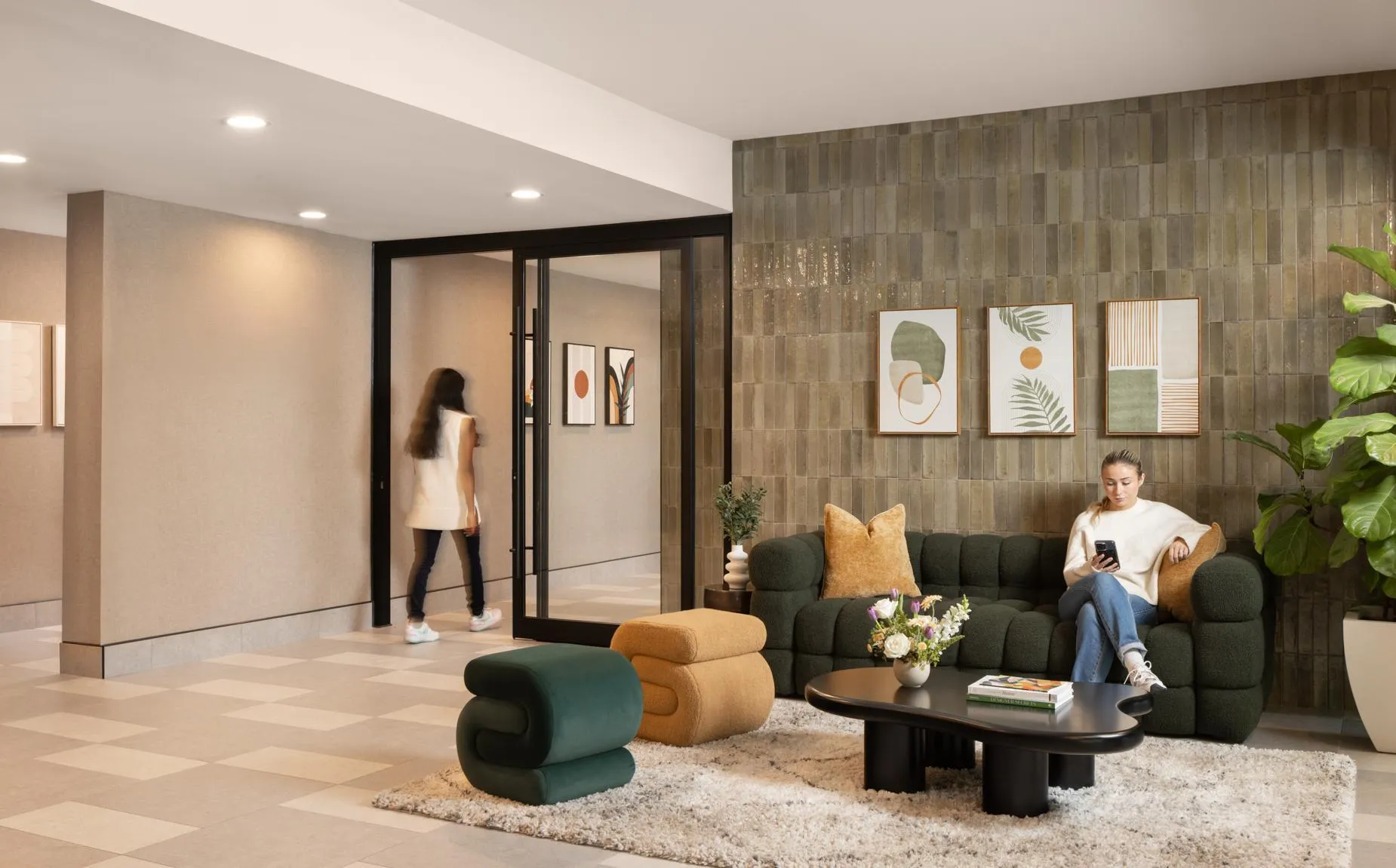 Maddox Tyndale Toronto apartment amenities including pet-friendly, fitness centre, onsite laundry, parcel lockers, resident events, and SALTO entry locks
